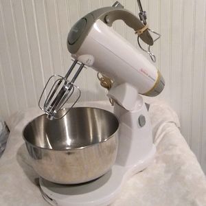 SALE!! GUC Sunbeam Mix Master